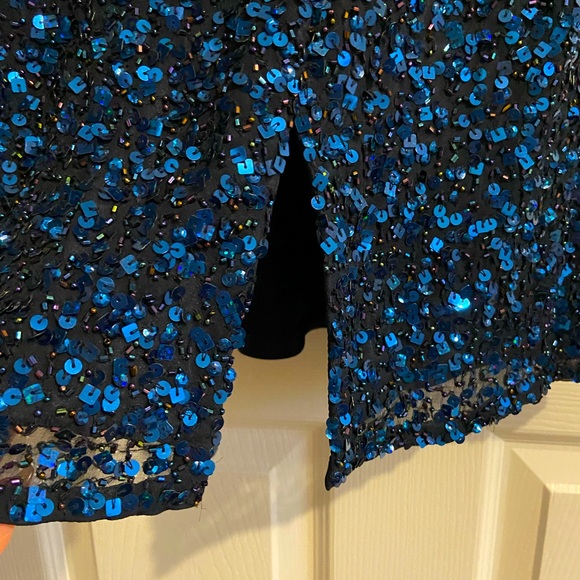 Sequin evening dress. - Picture 3 of 5